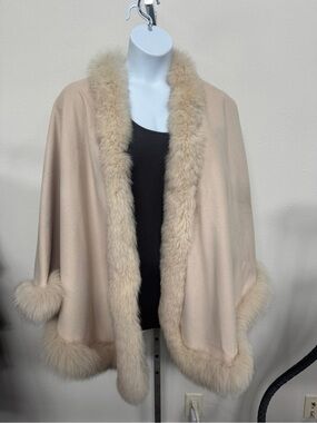 Women's Cream overland cashmere blue fox fur cape. One size